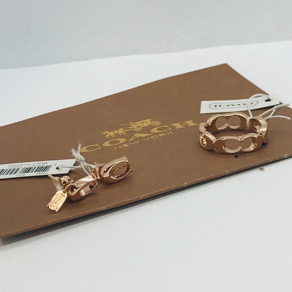Coach Signature C in Earrings & Ring in Rose Gold - Picture 4 of 8
